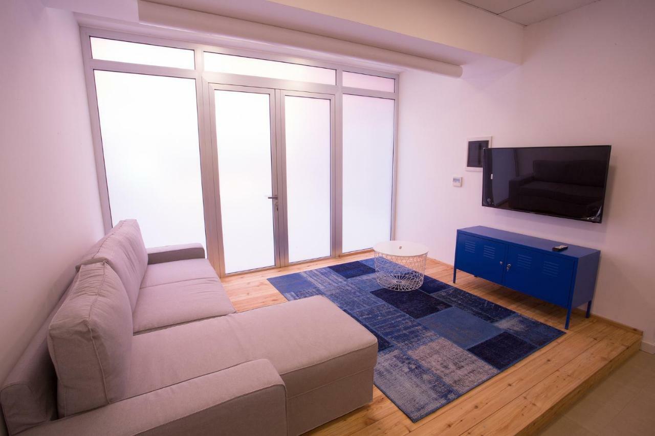 Downtown Beach Apartments Умаг Екстер'єр фото